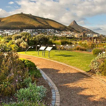 Planet Africa 1 By Ctha Leilighet Cape Town Eksteriør bilde